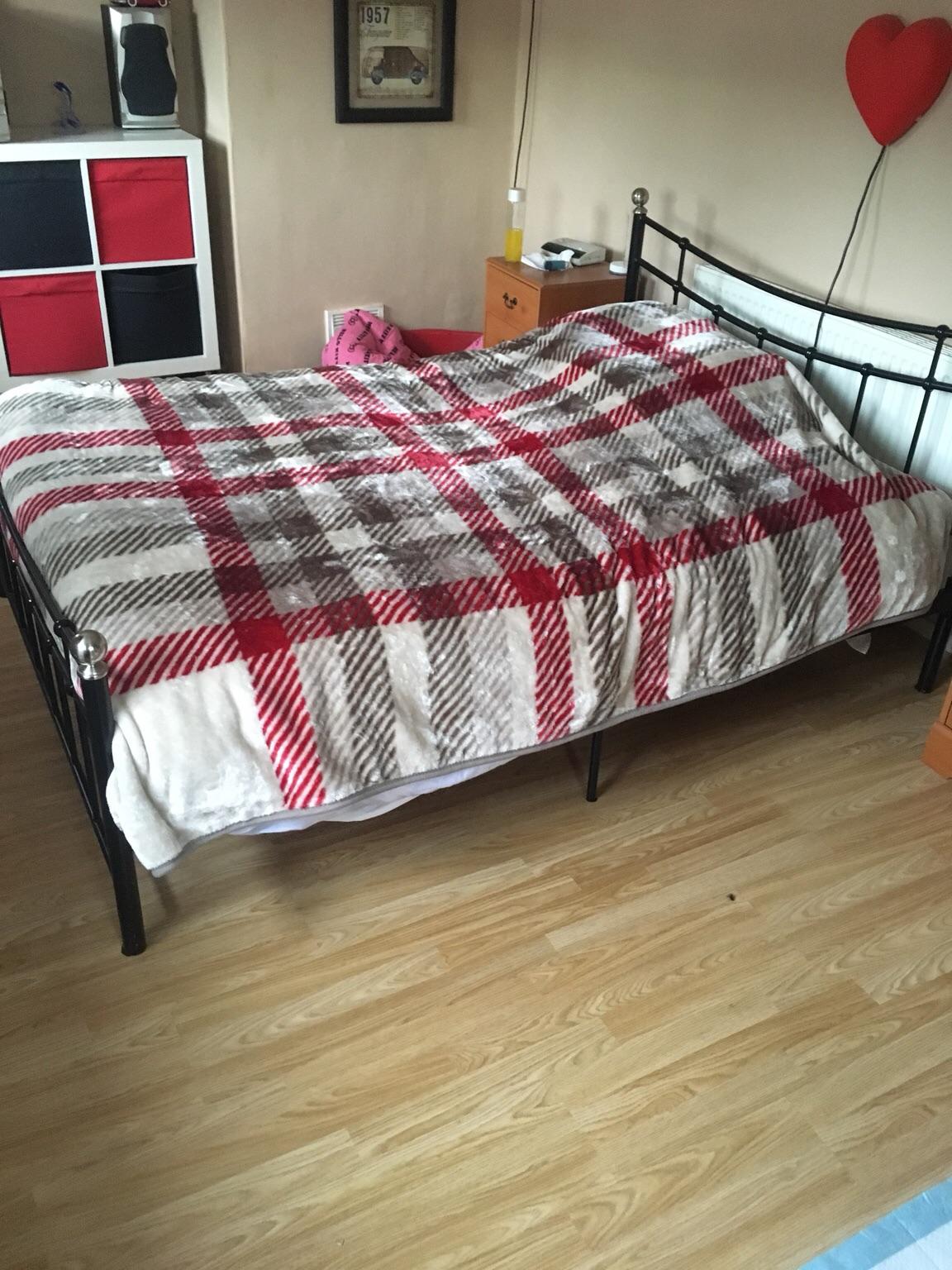 Argos bed frame in HX2 Calderdale für £ 35,00 zum Verkauf Shpock AT