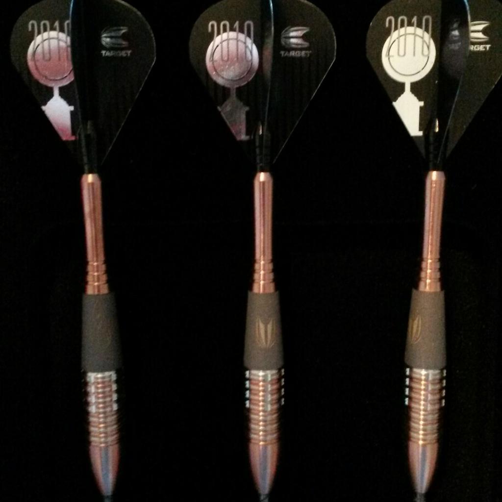 Taylor Legacy Darts 🎯 Limited Edition in Eimsbüttel for €380.00 for sale Shpock