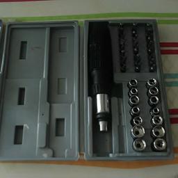 Small Ratchet Kit with all screw tips etc