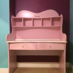 For sale large princess desk. The desk has a couple of nicks on the paintwork but nothing major and is in pretty good condition for a well used item. Comes in two pieces as seen on photos but will break down for moving if needed. Collection only. Measurements as follows...
Height 60"
Width 47"
Depth 24"
Cheers