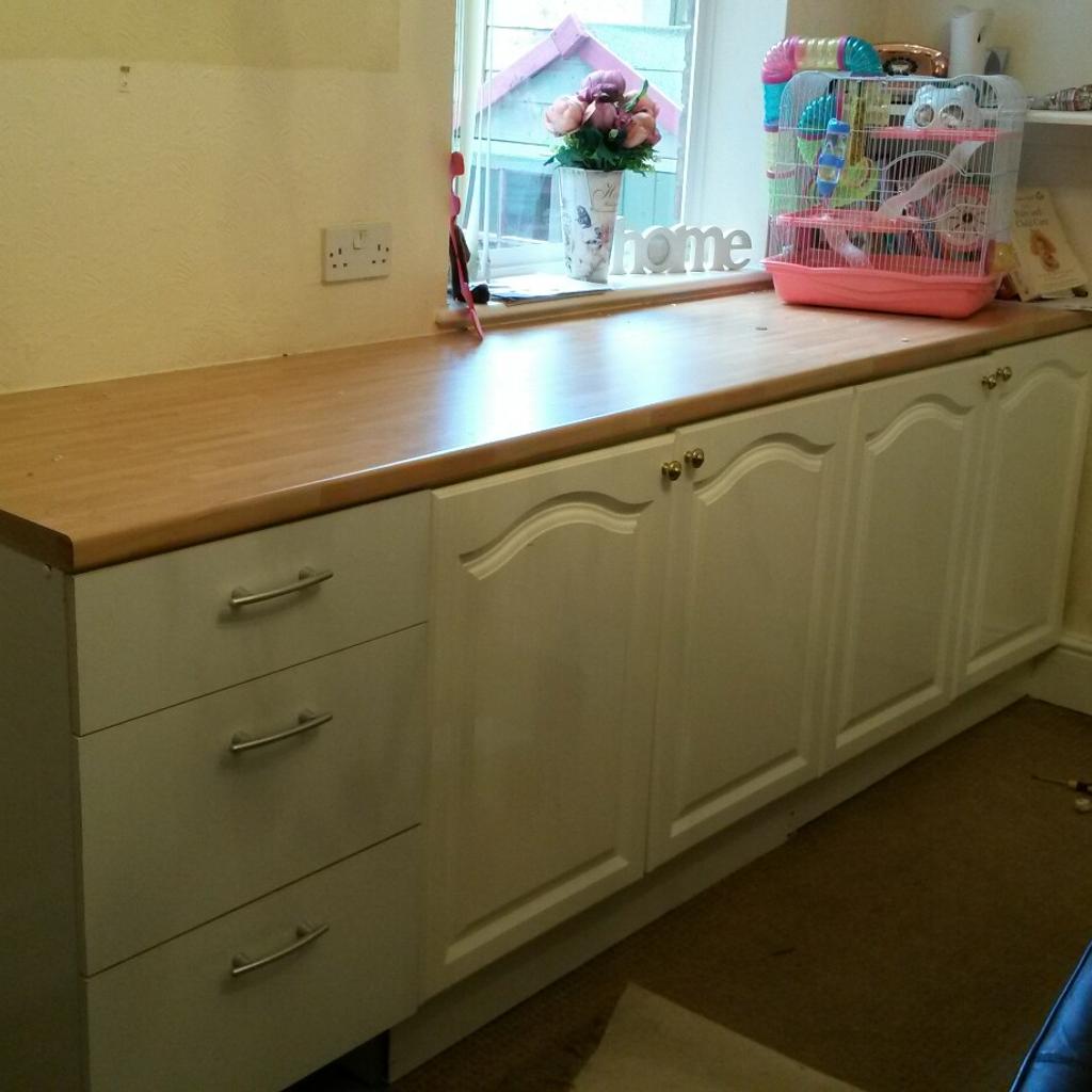 Kitchen units in WS11 Chase for £30.00 for sale Shpock