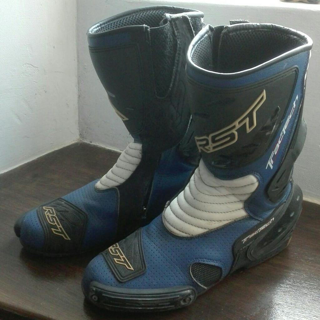 RST motorcycle boots in Mid Devon für £ 20,00 zum Verkauf | Shpock AT