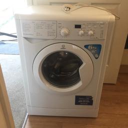 White 6kg washing machine
Perfectly working - selling due to buying a newer machine 
Eco time and energy saver option 
Collection only