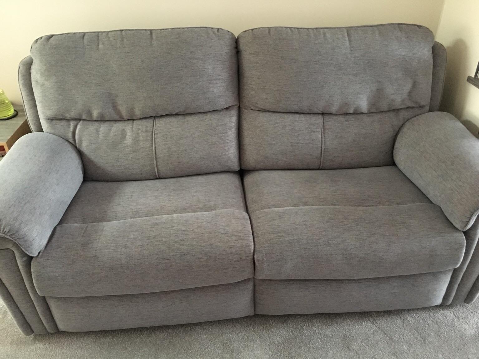 3 seater recliner sofa in UB4 Hillingdon for £450.00 for sale Shpock