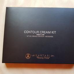 Brand new Anastasia Beverly Hills contour cream kit in medium. Original price: £42