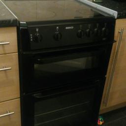 Selling due to changing appliances to silver, will put someone on. Buyer must have own transportation
Needs good clean on ceramic top
All works
Needs cleaning

Collection knottingley Wf118lh

Ready immediately contact 07835299700

Thanks

Electric 90cm high 60cm wide