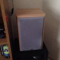 Work good it comes a pair of speakers £20 to £40