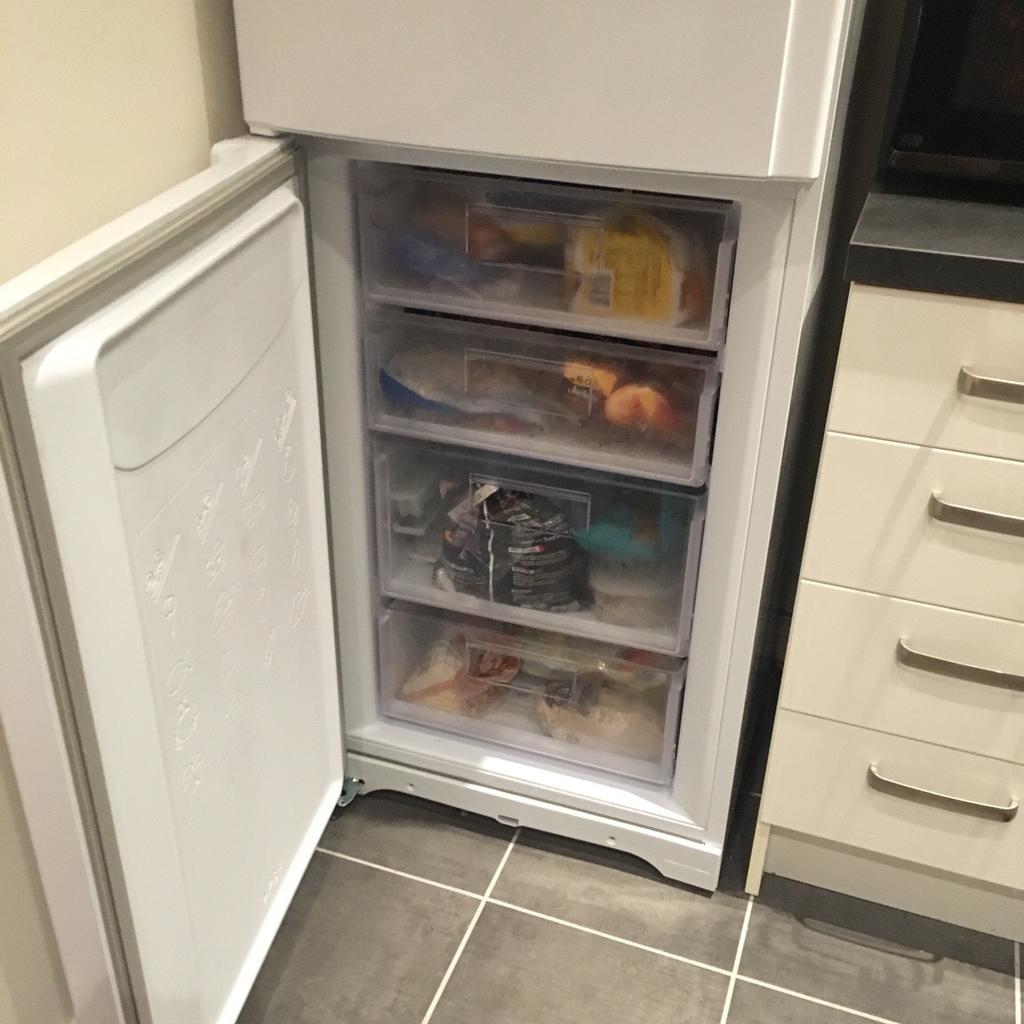 Hotpoint fridge freezer in Doncaster for £60.00 for sale Shpock