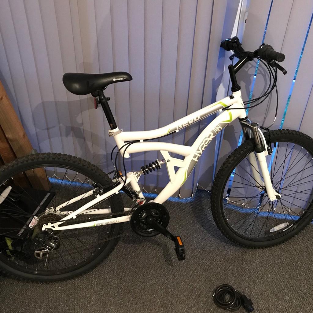 Hyper revo mountain bike hot sale