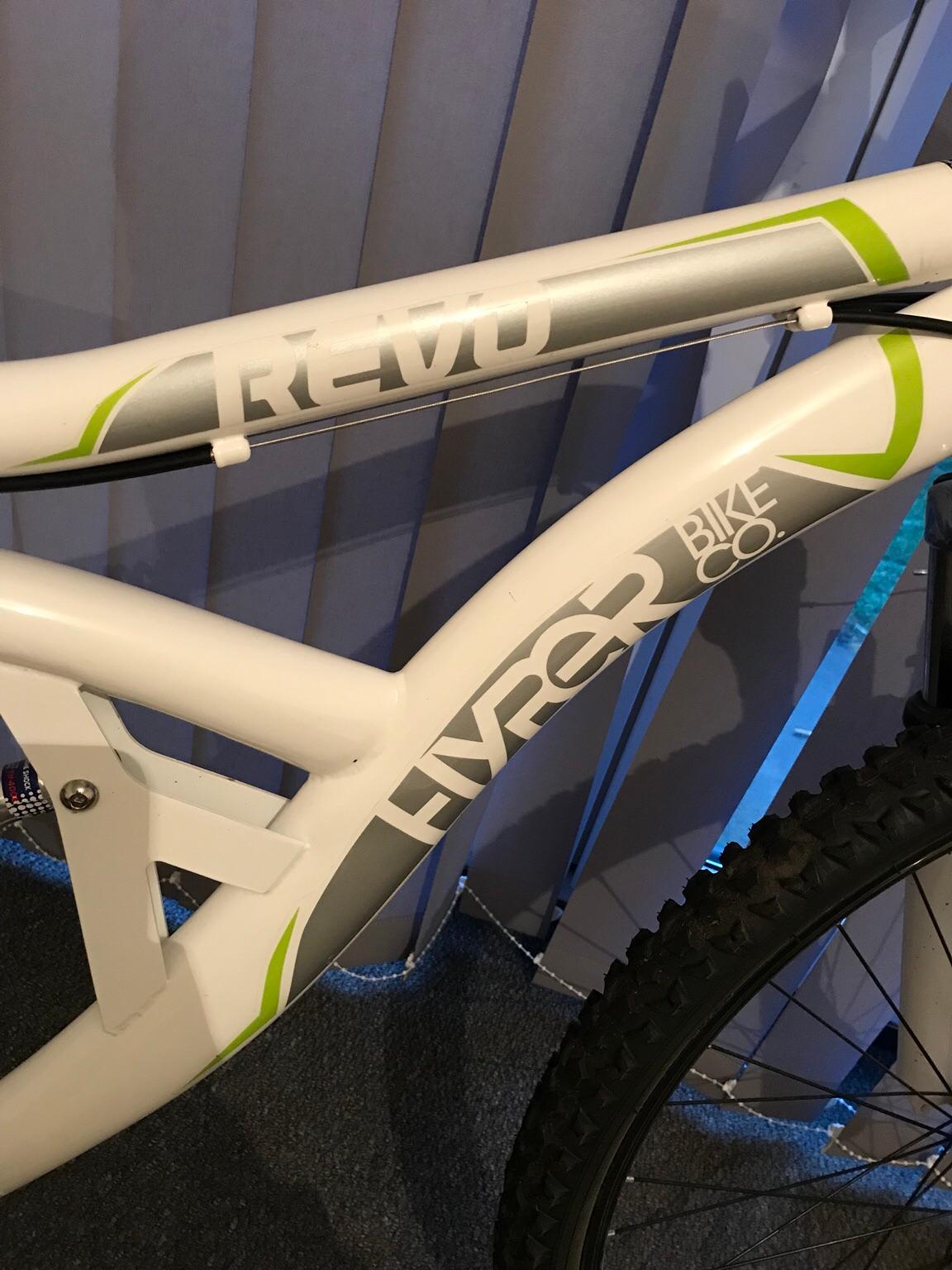 Hyper revo mountain bike best sale