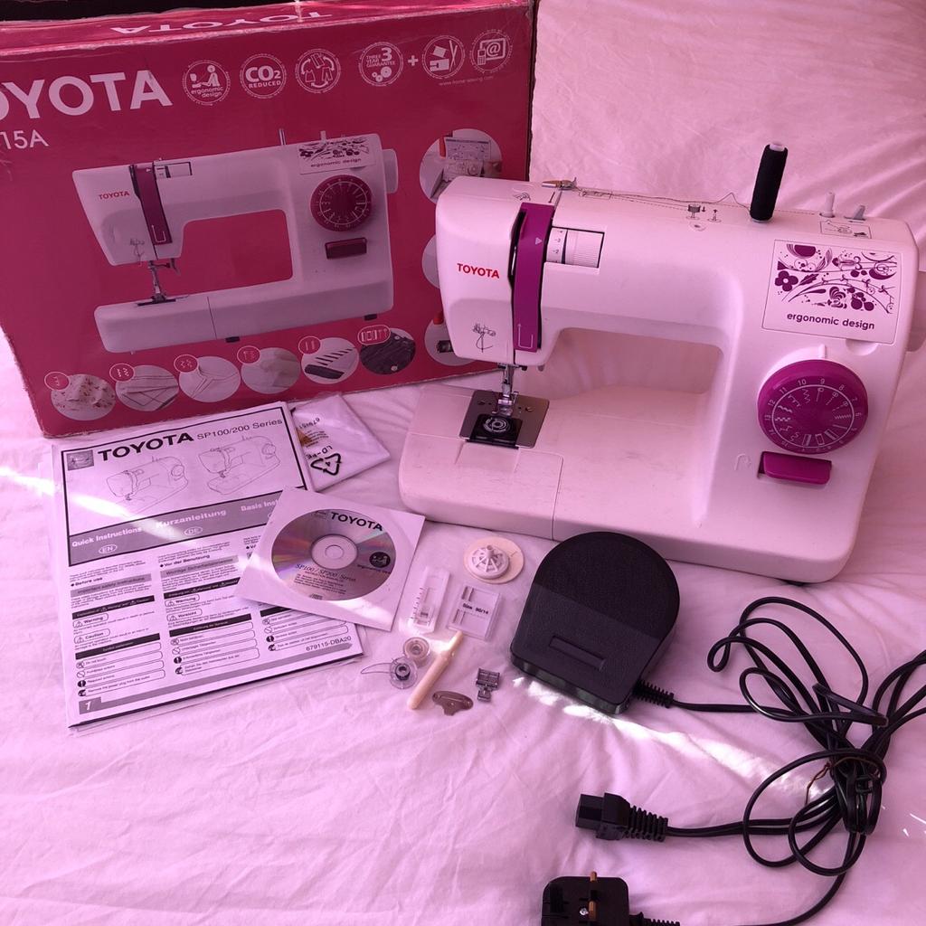 TOYOTA ECO15A sewing machine in BB1 Blackburn für 40,00 £ zum Verkauf