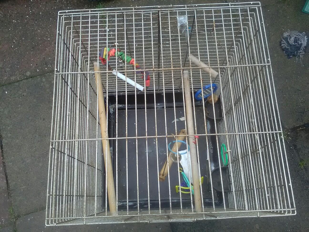 Bird cage in Walsall für £ 15,00 zum Verkauf Shpock AT