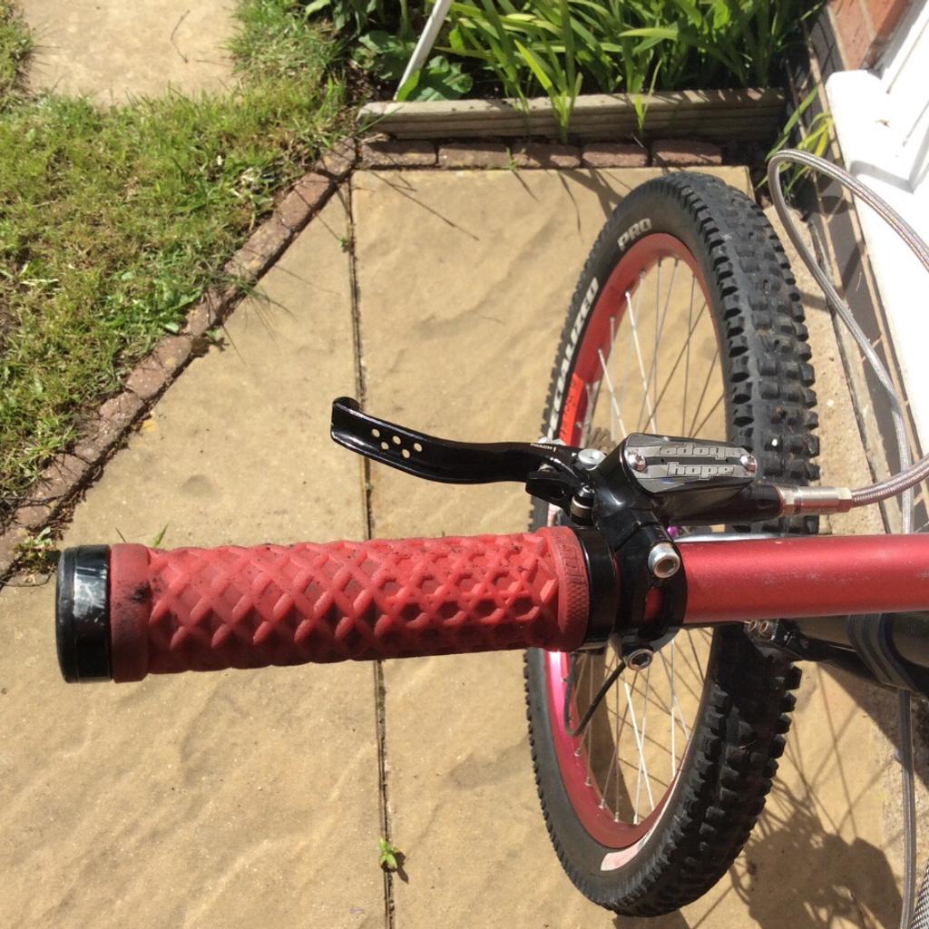 gusset bars and stem