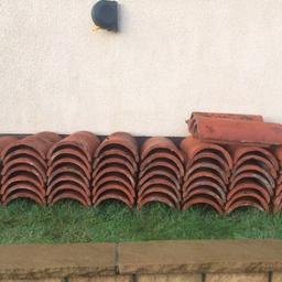 Very good condition 
Reclaimed  Bridgwater ridge tiles
18".   £5 each or £260 for the lot