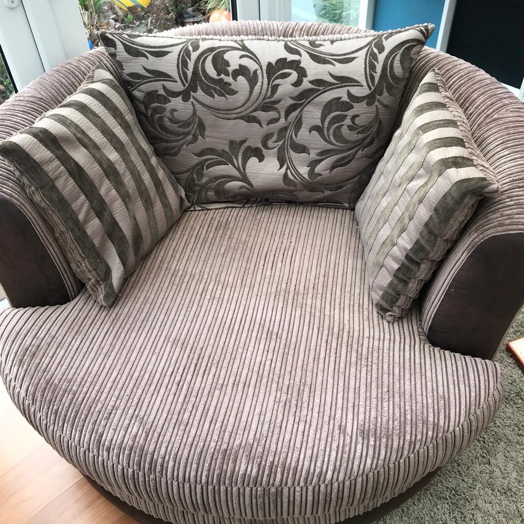 Brown Cuddle Chair 