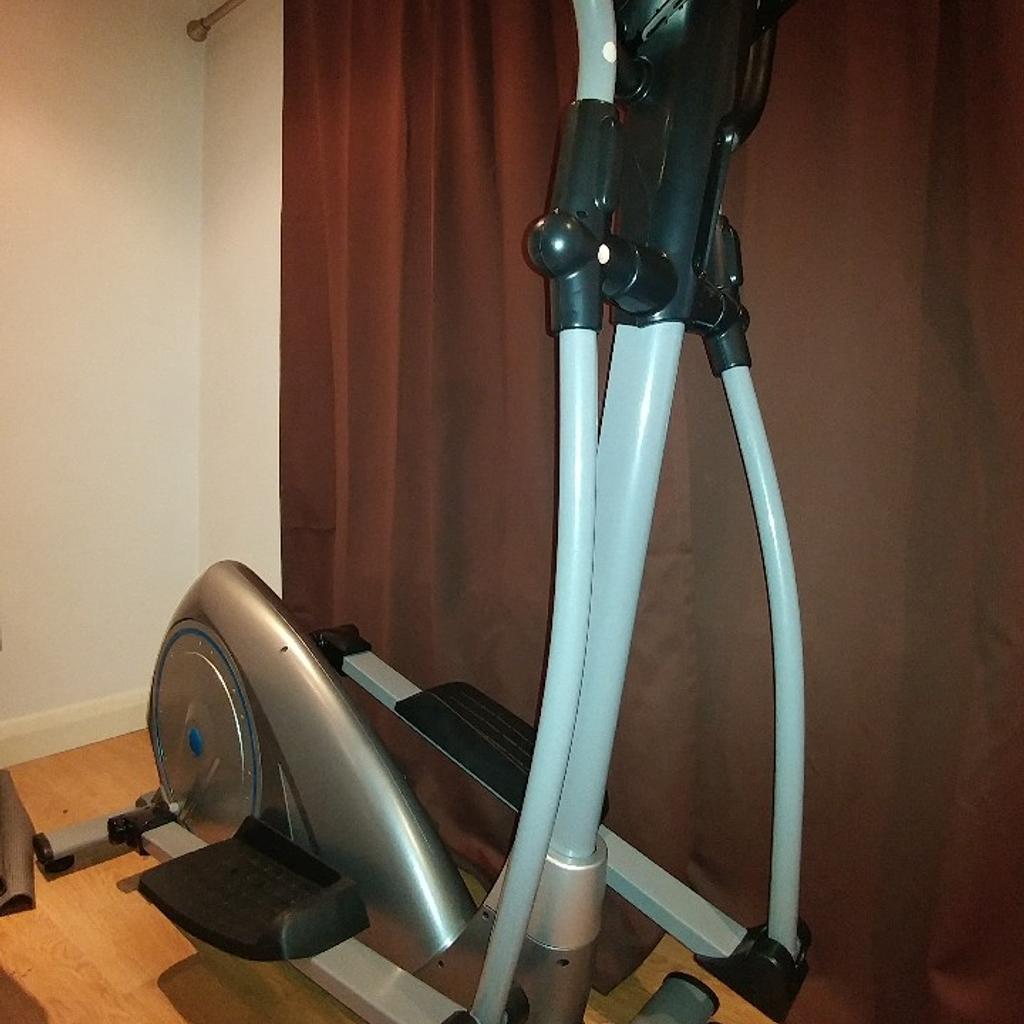 Bodymax e60 discount elliptical cross trainer