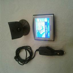 TOMTOM ONE SATNAV..
3rd EDTION..(1GB)..(4N01.002)
ORIGIONAL CHARGER AND SCREEN HOLDER..
EXELLENT CONDITION..
COLLECT OR WILL POST FOR COST..