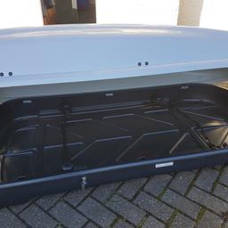 Large roof box universal fit
