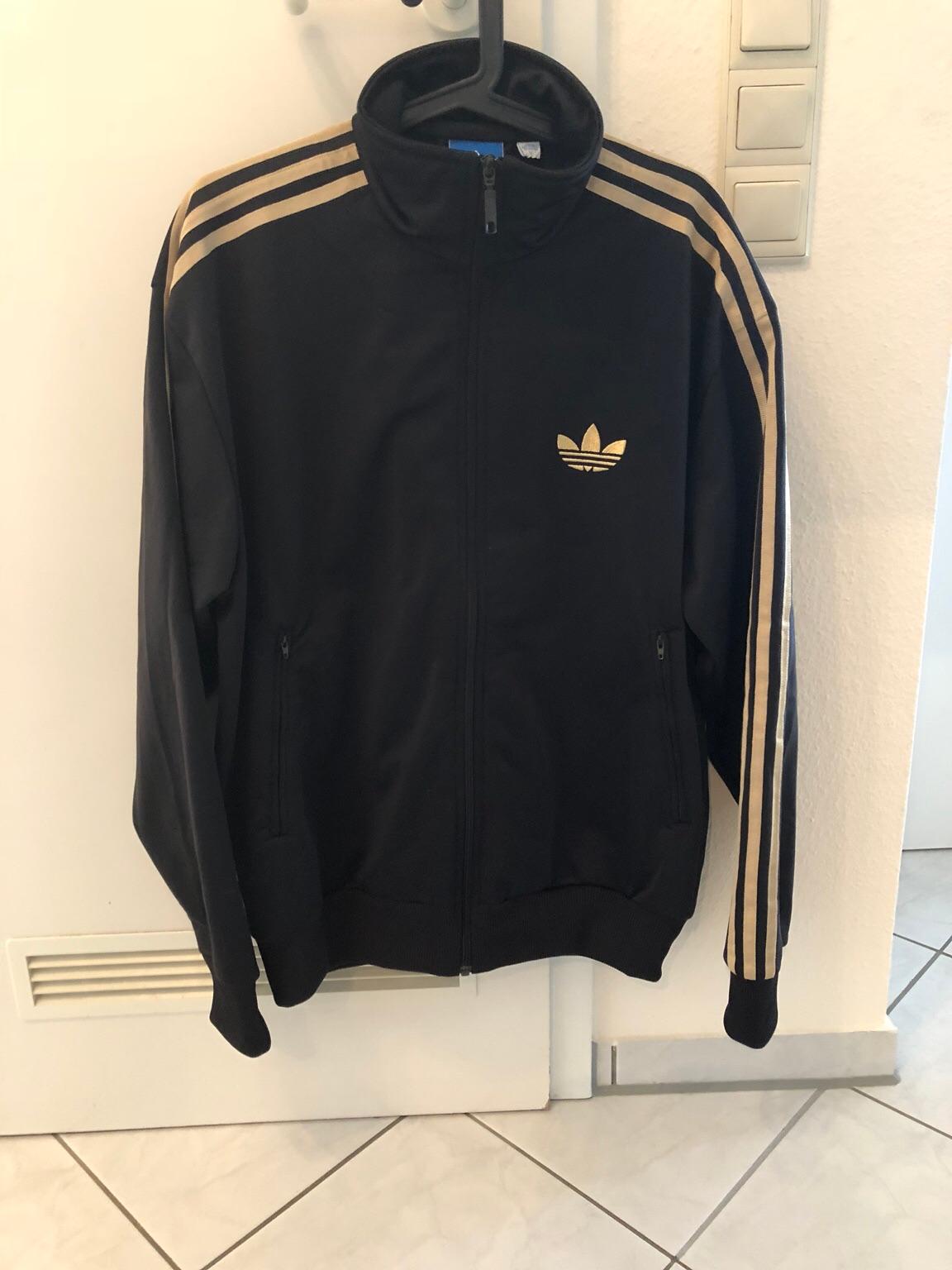 Original Adidas Jacke schwarz Gold fur Manner in 65760 Eschborn fur 50 00 zum Verkauf Shpock DE