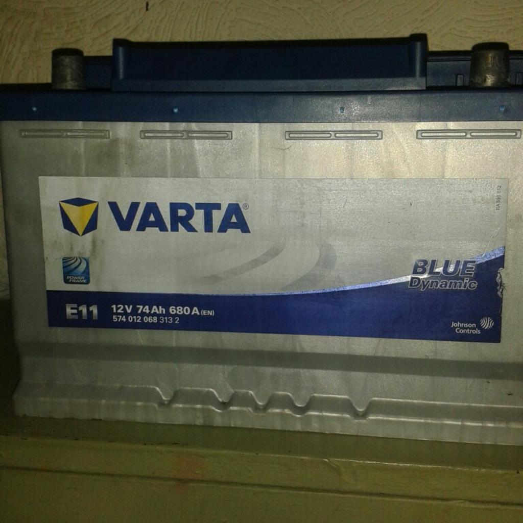 BATERÍA VARTA E11 - 12V 74AH 680A