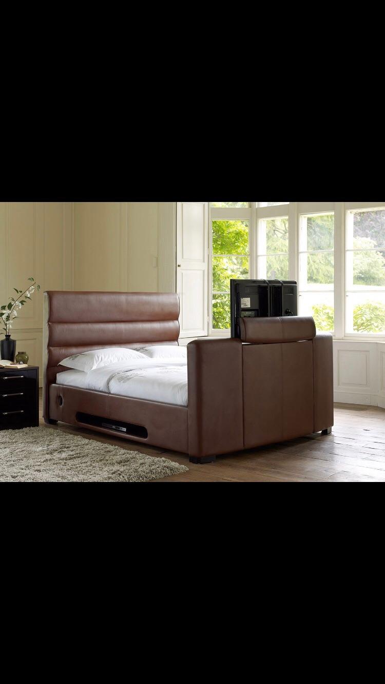 Dreams king size tv bed with 32" LG tv in B92 Solihull for £300.00 for