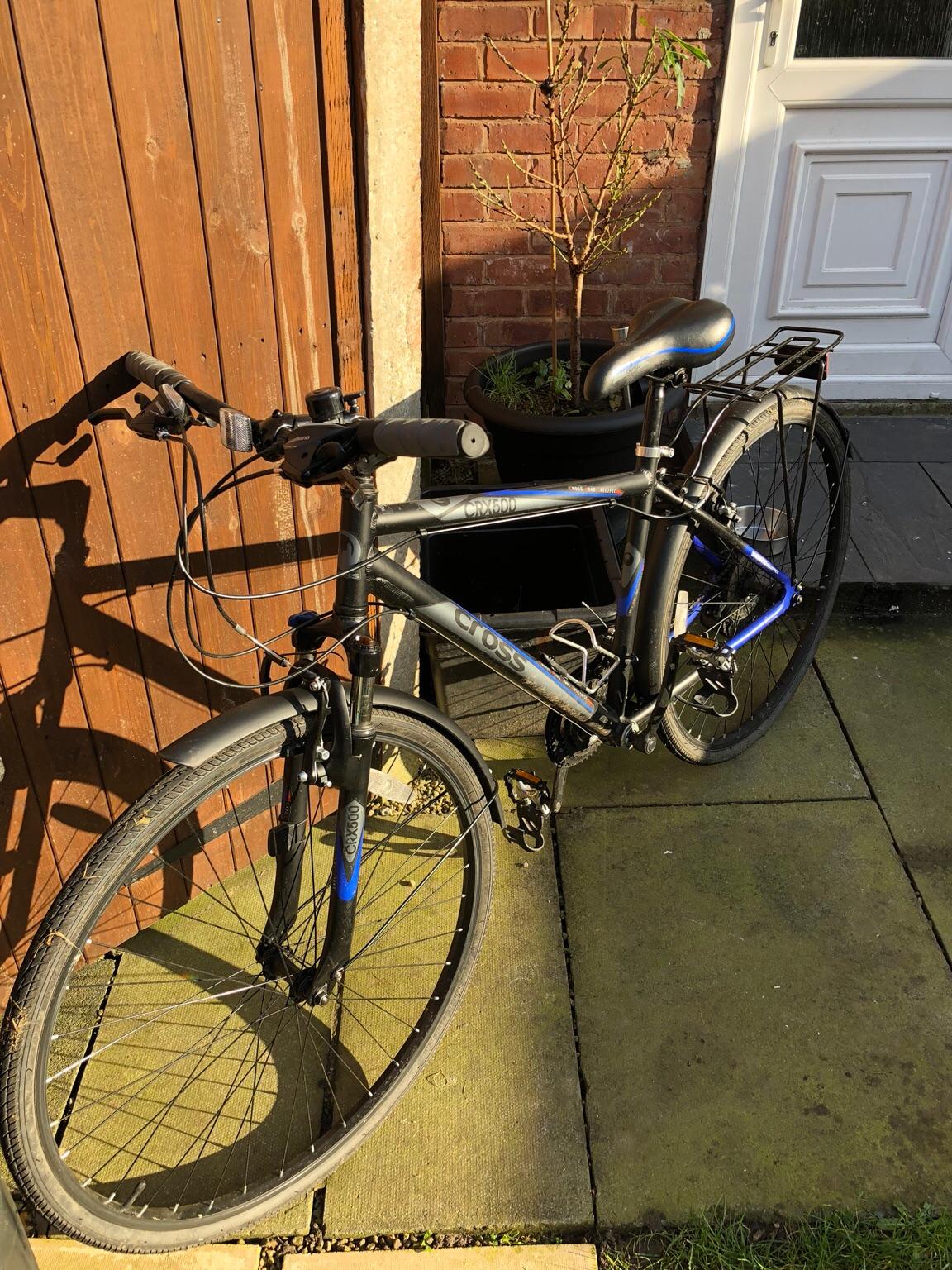 Cross CRX500 700C Men s Hybrid Bike in SK3 Stockport for 120.00