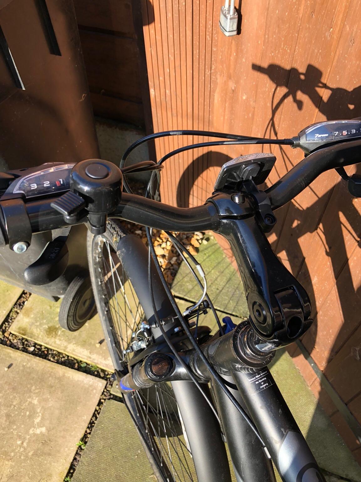 Cross CRX500 700C Men's Hybrid Bike in SK3 Stockport for £120.00 for