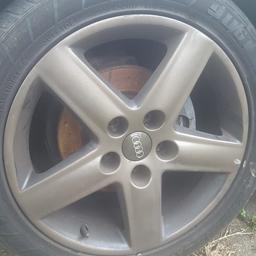 Audi sport 17" alloy wheels with pcd 5x112, off my audi a4.
Tyres 235/45/R17 in reasonable condition.
Recently painted in Dakota Grey and Black, only one wheel has minor kerbing marks.
£200 ono
