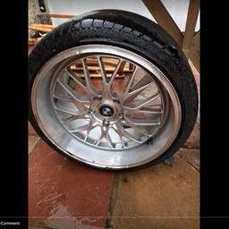 Deep dish alloy 5x120 with tyres
These are 19" x 8.5"et35 front and 9.5"et35 rear with a pcd of 5x120.
Come of bmw e90 07533856772