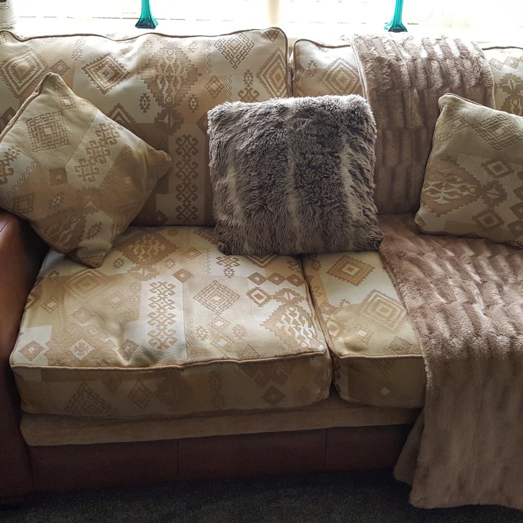 FREE SOFAS in Walsall für gratis zum Verkauf Shpock DE