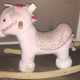 Bought for £70, looks like new as hardly used 
There’s a little stain on one piece of ribbon on its head but will come out when wiped. 

Looks like new 
£30 or nearest offer as want it gone