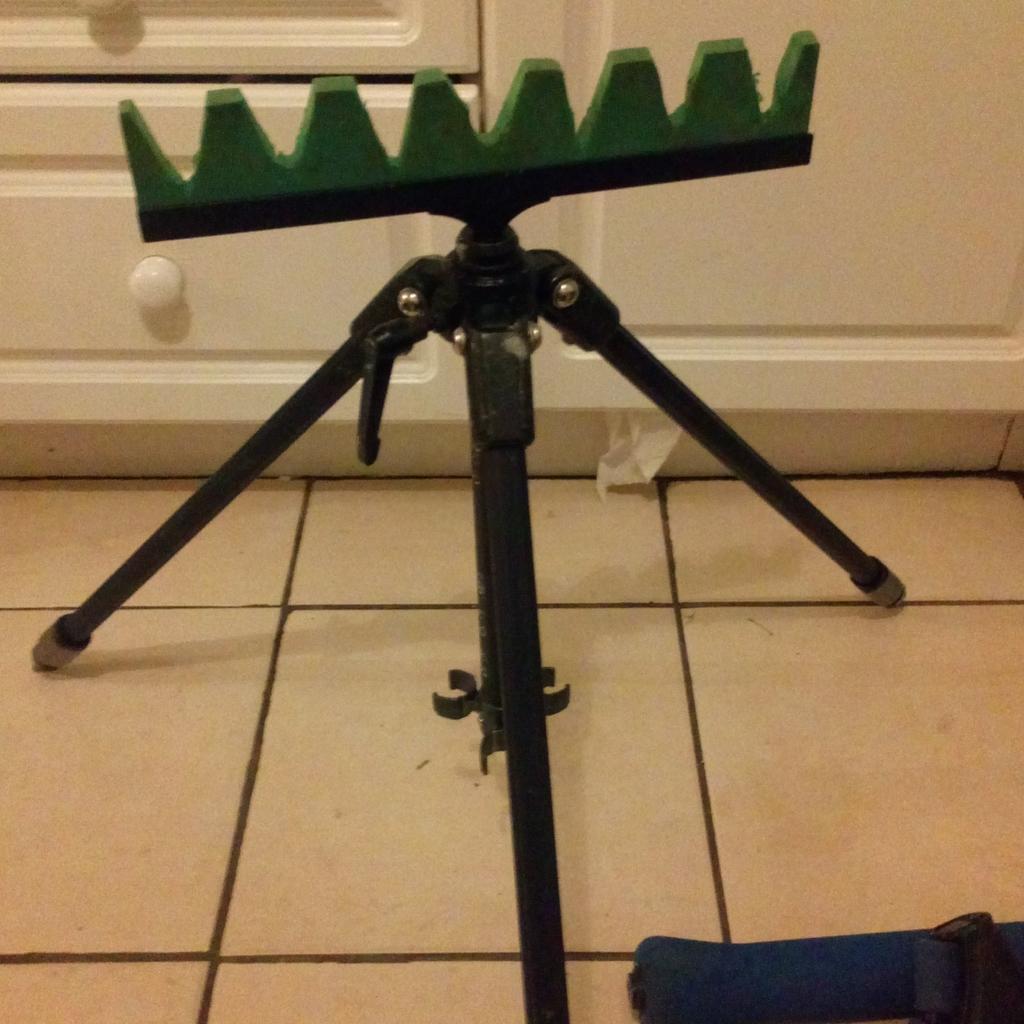 Avanti pole V pole roller in S44 North East Derbyshire for 10.00 for sale  | Shpock