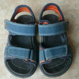 Sehr gut erhaltene Sandalen für Jungs
von bama 
Versand möglich, Kosten kommen noch hinzu