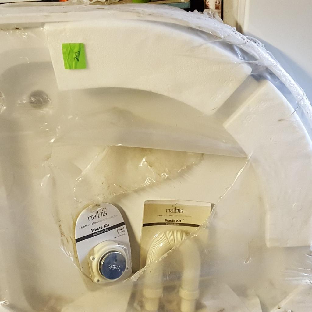 nabis-900-quadrant-shower-tray-in-mole-valley-f-r-45-00-zum-verkauf