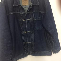 Men's jeans jacket Richard Chang fits to whose size large or XL