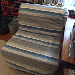 Single chair bed 
With striped cover
Great condition 
Smoke and pet free home 
Collection Desford