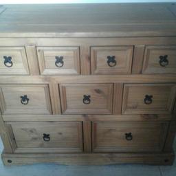 Wooden sideboard selling due to no room.
Pick up only