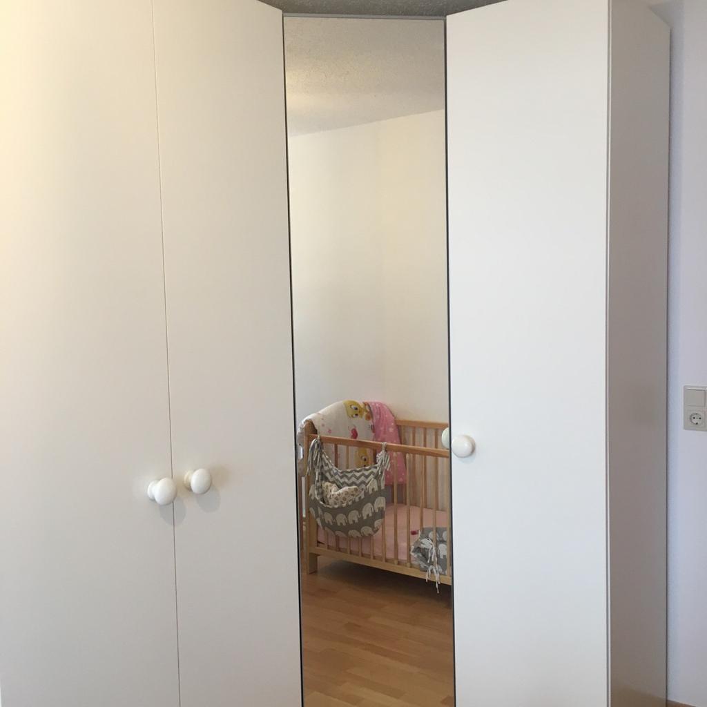 Ikea PAX Eckschrank in 6330 Kufstein für 185,00 € zum Verkauf | Shpock DE