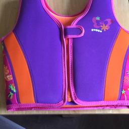 Zoggs mermaid flower girl swim jacket age 4-5 used once excellent condition collection mk43 on other sites