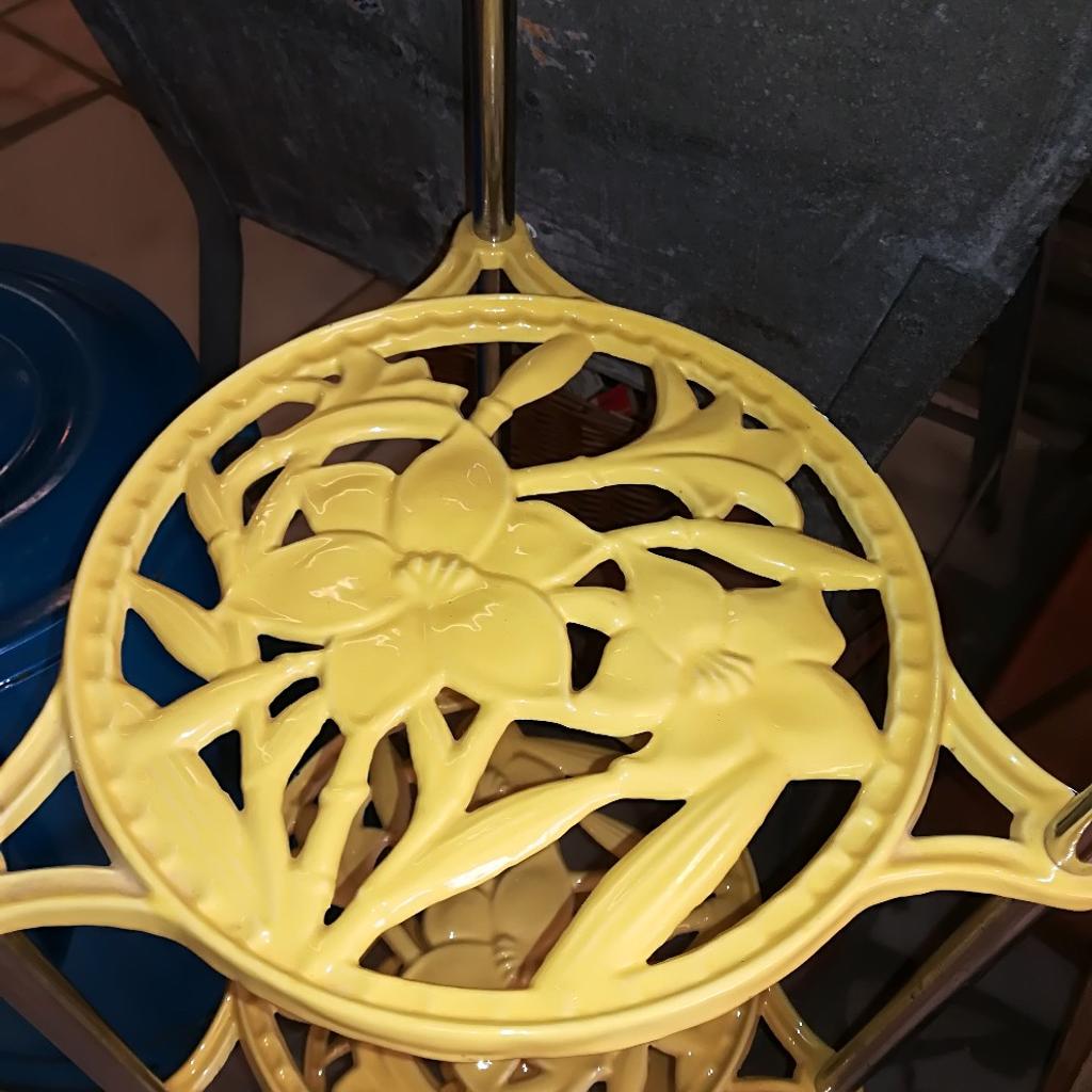 Vintage Le Creuset Cast Iron Pot Stand in South Holland for £30.00 for