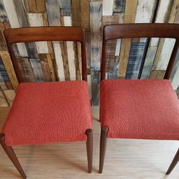 4× Stühle zu verkaufen.
Stühle aus massivholz.
Keine Rücknahme und keine Garantie.