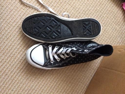 Buy & Sell Hertfordshire Watford - Photos for converse 