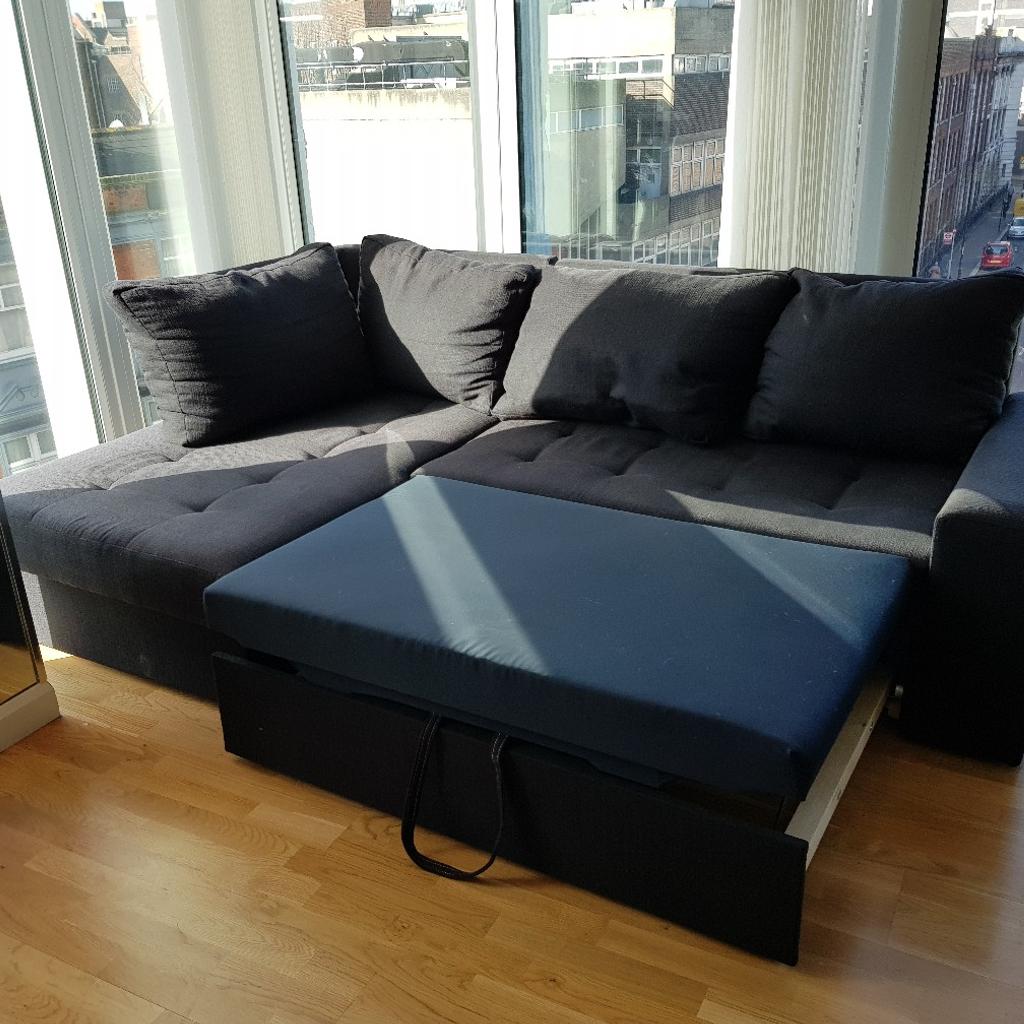 Clearance sale! Black corner sofa bed in SE18 Greenwich for £200.00 for