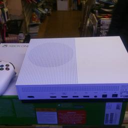 Xbox one s 500 gb with box 3 days old like brand new unwanted present