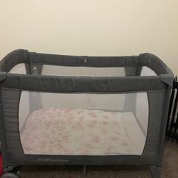Travel cot bought from mother car baby didn’t sleep on it much bought it for travel use.
Thick mattress with it