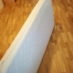 Neue Ikea Matratze, nicht benutzt, Bezug wurde nur zum waschen abgenommen
Für 120x60 Bett