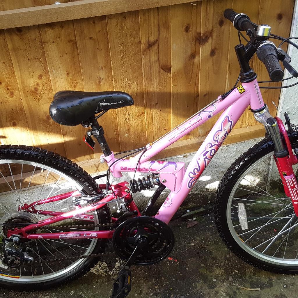 Girls Apollo fs24 pink mountain bike in Walsall for 20.00 for