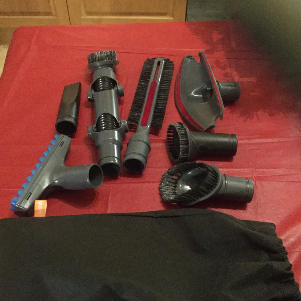 Cordless Vax Blade 24V Hoover in S40 North East Derbyshire für 85,00