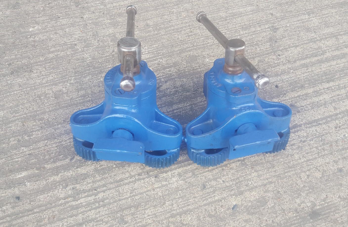 Record floorboard clamps floor board in RG7 Mortimer for £68.00 for