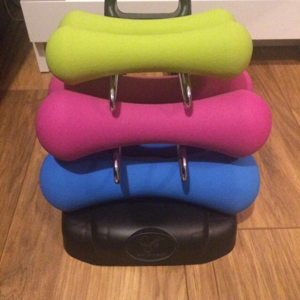 Davina McCall Dumbbell Tree Weights Exercise in NW5 Camden for £30.00